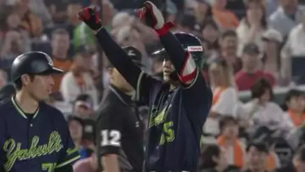 【ヤクルト】初回に幸先良く2点を先取　鈴木叶が好機を生かすタイムリーで笑顔のガッツポーズ