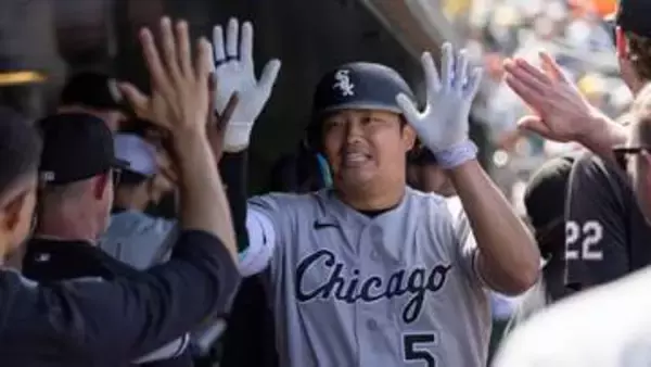 村上宗隆“年間54本”のハイペース　日本人メジャー1年目の本塁打数トップは大谷の22本　大幅更新も視野