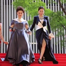 大地真央&真矢ミキ　元トップスターの“大階段下り”　初共演で飛び出したアドリブの裏側