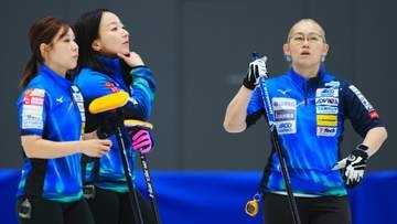 【カーリング】ロコ･ソラーレが2敗目で2次予選リーグ進出に黄色信号　藤澤五月のラストショットがストーンはじかず