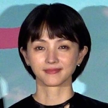 満島ひかり「まだドキドキしています」　初共演の西島秀俊と舞台挨拶に登場