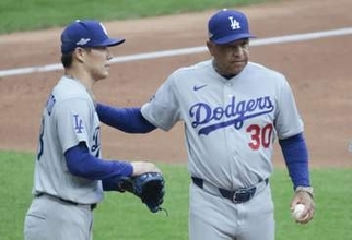 ロバーツ監督　山本由伸を3回途中降板の決断「明らかに調子がよくなかった」　打線には“苦言”　敵地で連敗したドジャースは本拠地で立て直しへ