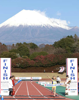 目標は『2年連続2冠』城西大学・女子駅伝部が佐藤信之新監督の就任を発表　亜細亜大学で10年指揮　3月末で前任の赤羽監督が退任