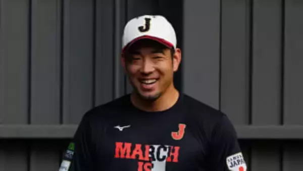 いよいよ侍ジャパンvs中日戦　開場前の客席スタンドにはジョギングする菊池雄星の姿　大谷翔平とそろって球場入り