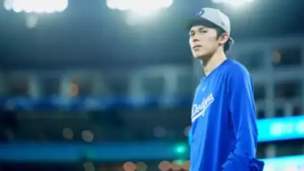 佐々木朗希がロッテ2投手との再会をSNSで報告　全員オフモードの私服姿　和やかな笑顔のスリーショットも