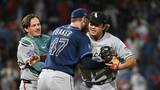 「「下ネタとか、そっち系のコミュニケーションしか（笑）」村上宗隆がスターたちと交流　MLB球宴初出場」の画像1