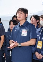 東洋大学・酒井監督「もう一度本選で、高いところの景色を見たい」転倒アクシデントも…日本人トップ宮崎優の快走など　2位に2分差をつける堂々トップ通過〈箱根駅伝予選会〉