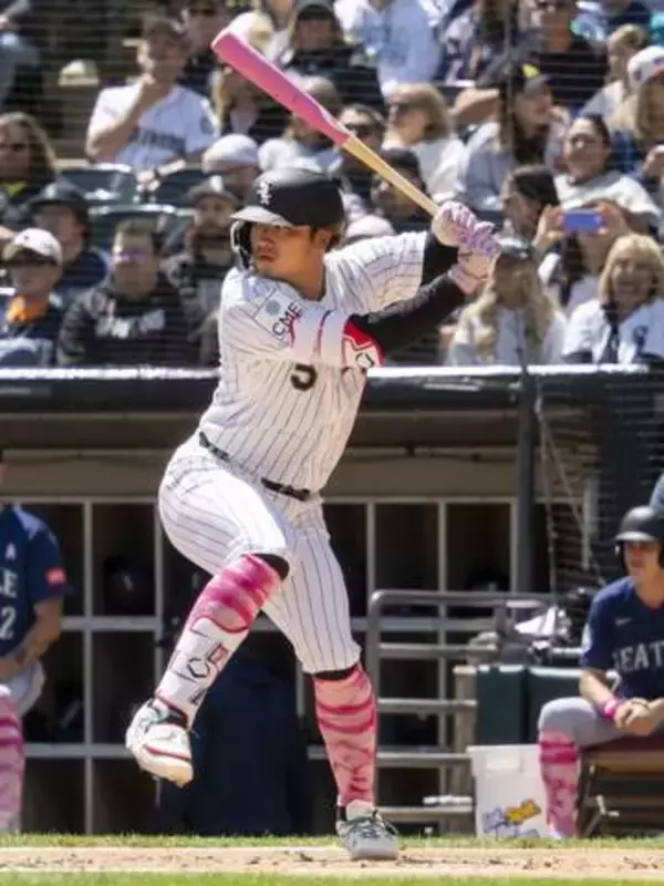 【村上宗隆】『新人王』に一歩前進!?　MLB予想で堂々の1位にランクイン　識者が圧倒的に支持　岡本和真も4位に選出