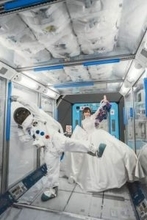 フリーアナで宇宙キャスター・榎本麗美、結婚を報告　相手は「宇宙業界に携わる方」　宇宙へのこだわり詰まった発表