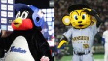 つば九郎とトラッキーがヘルメットと帽子を仲良く交換　譲られたバズーカにトラッキー恐縮【ヤクルトvs阪神】