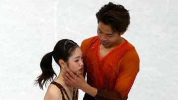 ペア初出場の長岡柚奈が悔しさで言葉出せず...森口澄士が心配の表情　ファンの声援に「特別なものになりました」