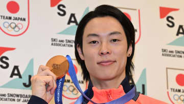 「良いスタート地点になった」スキージャンプ・混合団体銅メダルの小林陵侑がオリンピックを振り返る