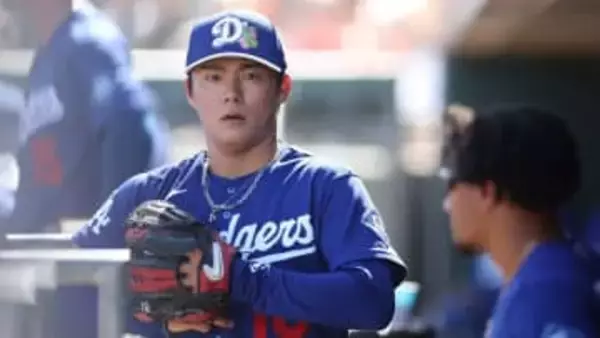 山本由伸＆ヨッシー　二人の「Yoshi」が出会う　CMではヨシがヨッシーに「黙ってよ」ドジャースがコラボ