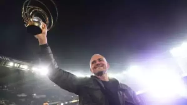 【FIFA】PSGのルイス・エンリケ監督が最優秀監督賞　国内3冠＆CL制覇＆クラブW杯準優勝