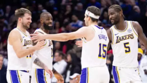 ルカ・ドンチッチが太っ腹　同僚らに100台超える電動バイクのクリスマスプレゼント　八村塁も笑顔で「これは僕の！」