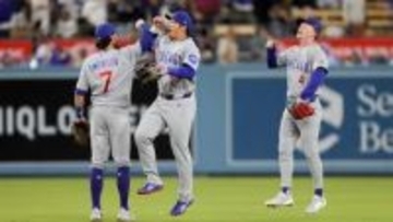 カブス・鈴木誠也がたびたびの好守も「ちょっと距離感をミス」体をぶつけながらHR性の当たりキャッチ　中継アウトには「いい連係できた」