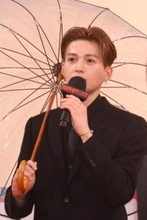 八木勇征「かわいらしくてしょうがなくて」　“心を奪われてしまった”目黒蓮の姿を明かす