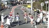 「【箱根駅伝】帝京大学の逆襲　7区終わりで10位と2分25秒差へ　“世界一諦めの悪いチーム”が大逆転シード権奪取なるか」の画像1