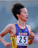 「【全国男子駅伝】宮城が初優勝　福島とのアンカー対決制す　1区の鈴木大翔が区間新の快走」の画像1