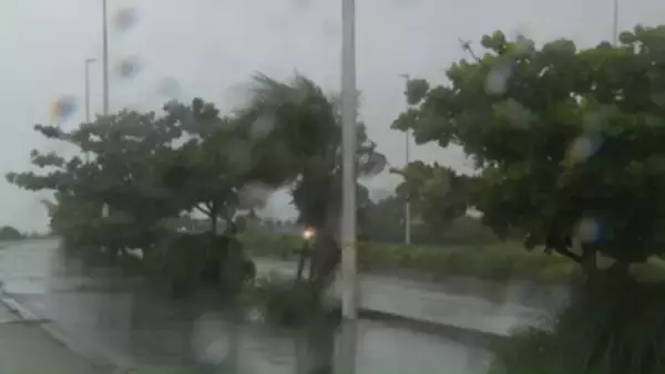 台風6号　宮古島と沖縄本島に暴風警報　気象庁