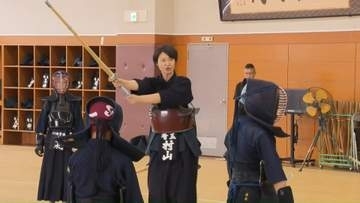 「集まれ！熱き少年剣士たち」真夏の稽古“剣道を通じて規範意識向上してほしい”　埼玉県警