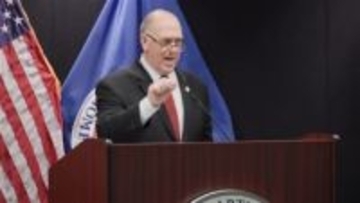 ミネソタ州で700人の連邦捜査官を撤退へ　米