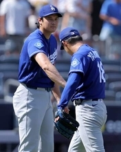 大谷翔平の次の登板はいつになる？「現状で言えば、彼は今週末にはマウンドに上がっているはず」　…ロバーツ監督が試合前に言及も「まずはキャッチボールを行ってから」状況は依然、不透明