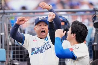 「彼はまるで別人」ロバーツ監督が語る大谷翔平　“投・打”で工夫する指揮官のコミニケーション術
