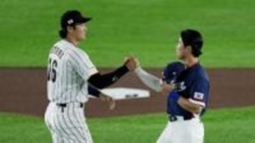 大谷翔平　ド軍同僚のキム・ヘソンとがっちり握手　韓国と大一番の前に交流