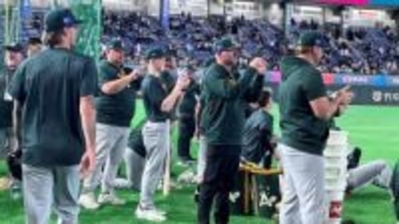 【きょうの1シーン】オーストラリア監督もスマホで撮影　大谷翔平の打撃練習“見学会”