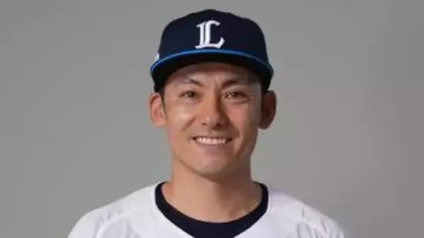 【西武】自身の引退試合の栗山巧　第2打席チャンスでするどい打球もレフトのグラブへ　ファンから温かい拍手
