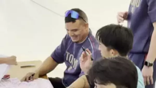 【ヤクルト】ドラ1・松下歩叶は“優しい先輩たち”に囲まれ第1クールを無事終了　オスナ選手との交流は「英語が弱くて(笑)」