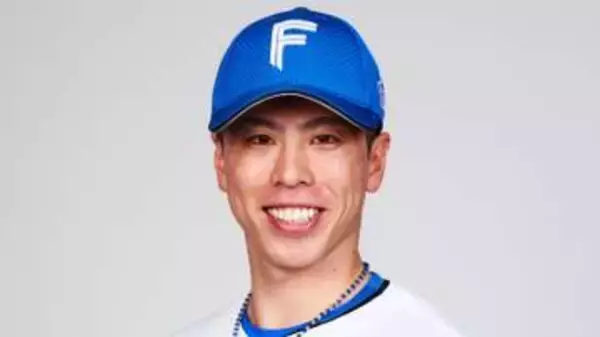 【日本ハム】五十幡亮汰　真後ろ大飛球を背走キャッチ　フェンスまであとわずか、落下点を正確に予測しピンチの芽摘む　先発・伊藤大海も驚きの表情、両手挙げ称賛も