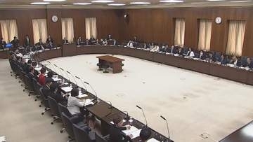 参院・今国会初の憲法審査会　高市首相「時は来た」に野党反発