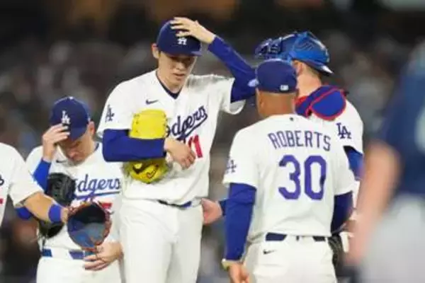 ロバーツ監督、佐々木朗希6回突然の乱調「足にけいれんがあった」　それまでは圧巻投球「ヤンキース戦の内容よりもさらによかった」と絶賛
