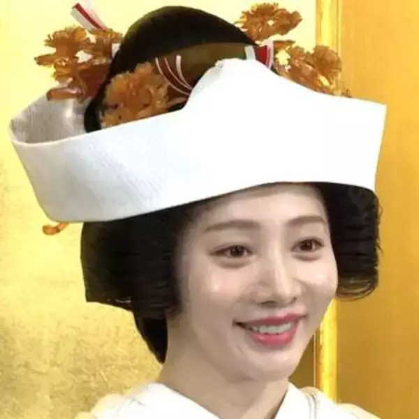 能條愛未「お母様のウエディングドレスのお写真を見て」　中村橋之助との結婚披露宴は35年前を踏襲
