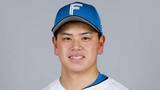 「【日本ハム】北海道生まれの育成出身ルーキー・常谷拓輝が本拠地でプロ初ヒット　新庄監督が記念球を受け取りガッツポーズ」の画像1