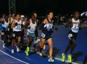8大会ぶりのシード権へ　日体大勢が1万mで快走　エース・平島龍斗は27分56秒84の日体大新記録を樹立