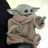 「『スター・ウォーズ』最新作、グローグーのかわいさに“沼る”人が続出」の画像1