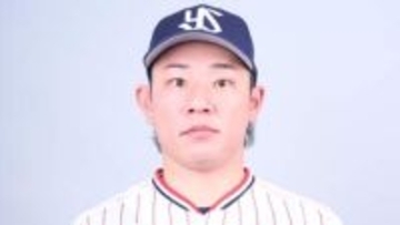 【ヤクルト】増田珠が先制点献上のピンチを救うジャンピングキャッチ　立ち上がるとファンからも盛大な拍手