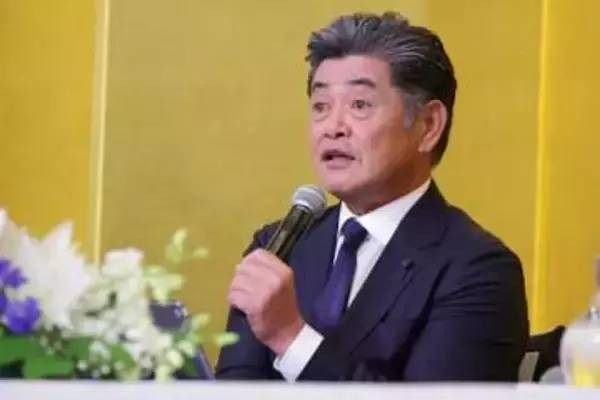 「緊張しました、かなり」と言いつつハキハキ語る工藤新監督　会見降壇直後の心境　「少しでも勝って皆さんに喜んでもらえるような野球」と意気込み