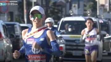 【箱根駅伝】順天堂大学の玉目陸は“笑顔”の快走　解説の平林清澄も「めちゃくちゃ気持ち分かりますね」