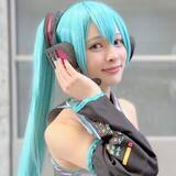 「【密着】ニコニコ超会議　初音ミクのコスプレで河出奈都美アナが参加　涙のワケ」の画像1