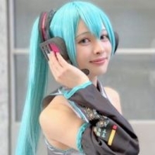 【密着】ニコニコ超会議　初音ミクのコスプレで河出奈都美アナが参加　涙のワケ