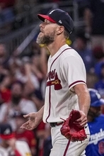 ドジャース完封の16年目サイ・ヤング左腕セール　MLBが跳びはね喜ぶ家族に注目　重圧からの解放…誇らし気に父みつめる息子たち