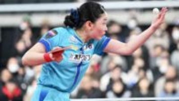 【卓球】張本美和が圧巻の強さで日本人対決制す　大藤沙月にストレート勝ち　ベスト8進出も「まだベスト4以上に入ったことがないので」と次戦勝利へ意気込む〈シンガポールスマッシュ〉