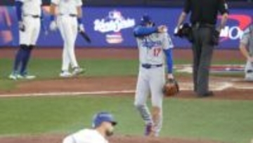 【ドジャース】大谷翔平が3回に先制3ランを浴び51球で降板　膝に手をつき悔しい表情　敵地は大歓声