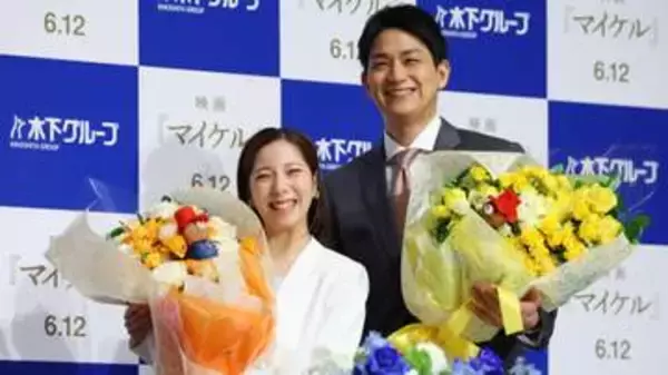 【りくりゅう】“おちゃらけ龍一”ダブルピースでひょっこり　“ノーマル龍一”三浦璃来のお世話　宣材写真のオフショット公開