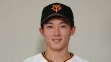 【巨人】初回、セカンド浦田俊輔の軽快な守備光る　二つの難しい打球を処理し先発・則本昂大を援護　打線は2回表に先制