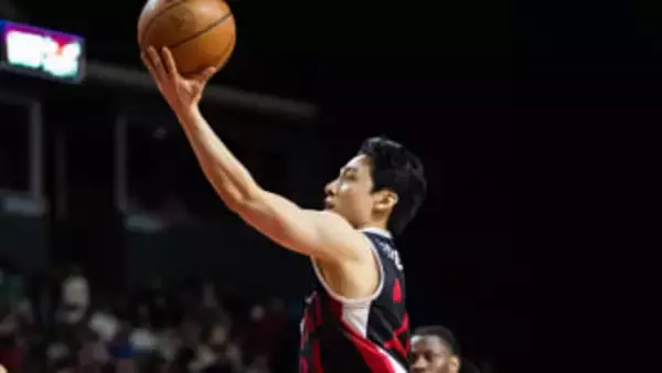 河村勇輝の19アシストが球団新記録に　Gリーグの歴史に名を刻む　2日にはNBAブルズで本拠地デビュー、さらなる飛躍に期待ふくらむ